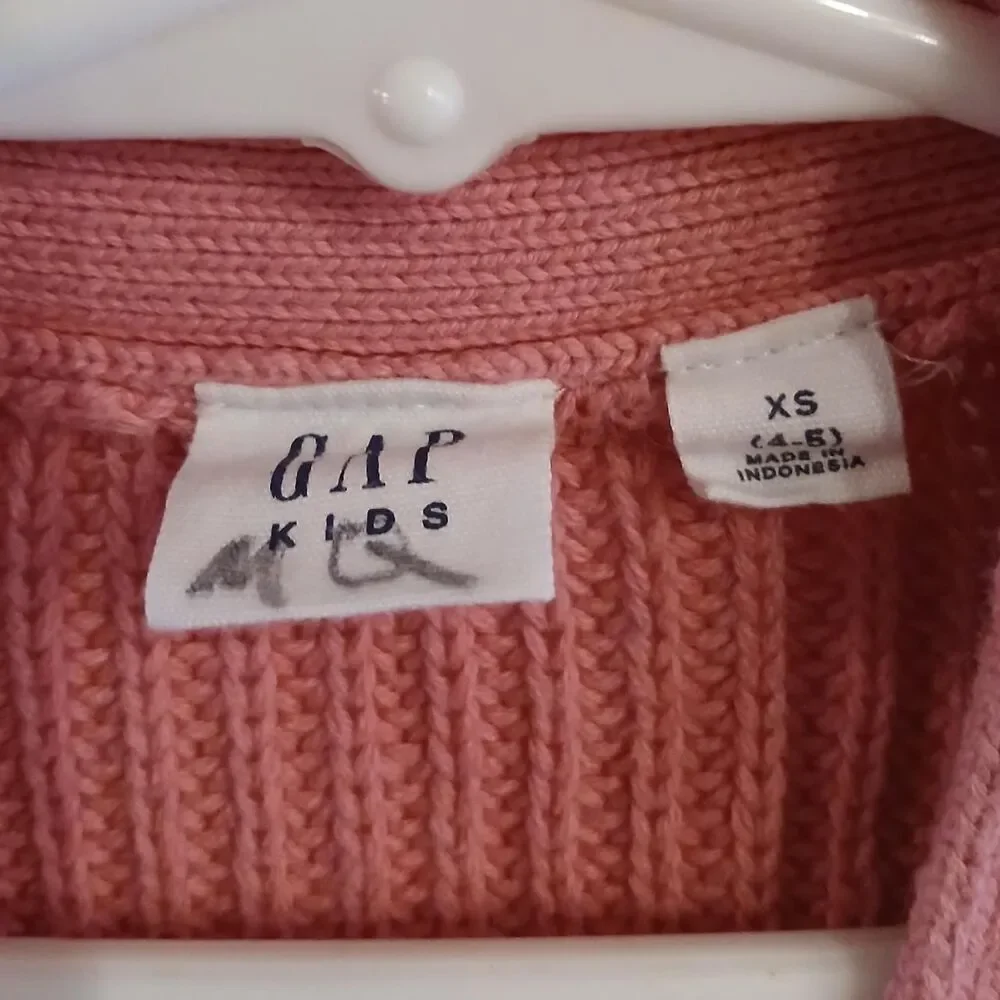GAP pink 100%